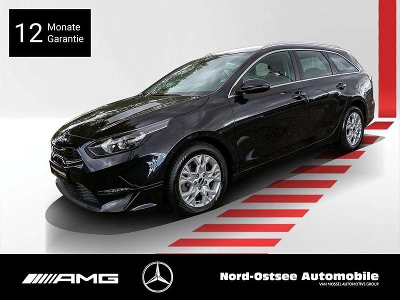 Schwarz Gebraucht 2023 Kia Ceed Limousine | 19.900 € (Fairer Preis) - Bild 1/4