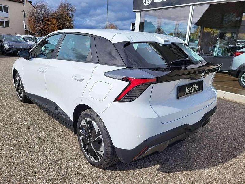 Gebraucht MG MG4 EV 125 kW (170 PS) 2023 Silber Kleinwagen