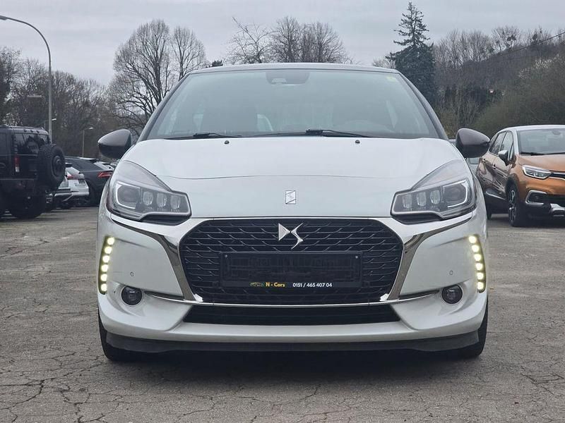Gebraucht Citroën DS3 Sport Chic 110 PS (80 kW) 2016 Weiß Kleinwagen