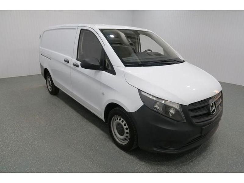 Gebraucht Mercedes Vito 102 PS (75 kW) 2019 Arktikweiss Van