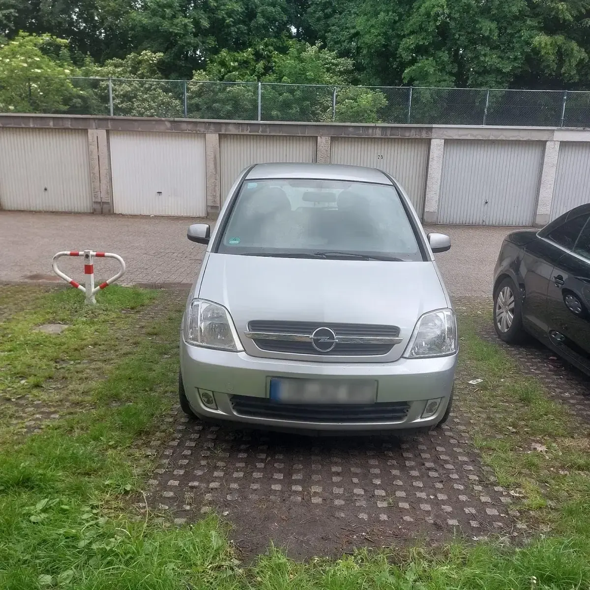 Gebraucht Opel Meriva 105 PS (77 kW) 2004 Silber Van / Kleinbus