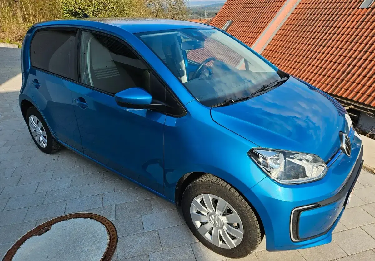 Gebraucht VW e-up! 61 kW (83 PS) 2021 Blau Kleinwagen