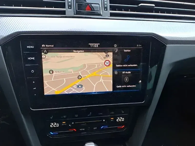 Gebraucht VW Passat 200 PS (147 kW) 2023 Grau Kombi