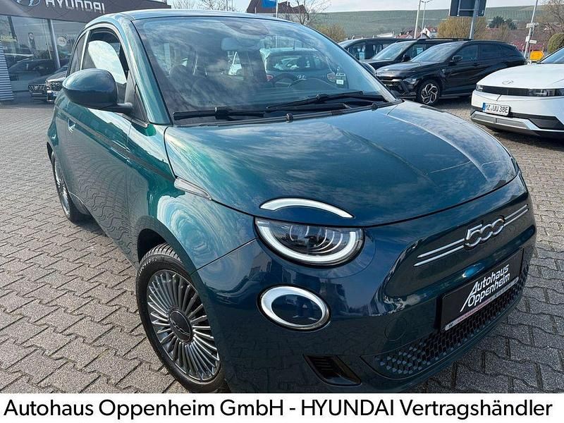 Gebraucht Fiat 500e Icon 86 kW (118 PS) 2022 Grün