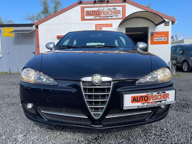 Gebraucht Alfa Romeo 147 105 PS (77 kW) 2010 Nero carbone/1000 miglia Kleinwagen