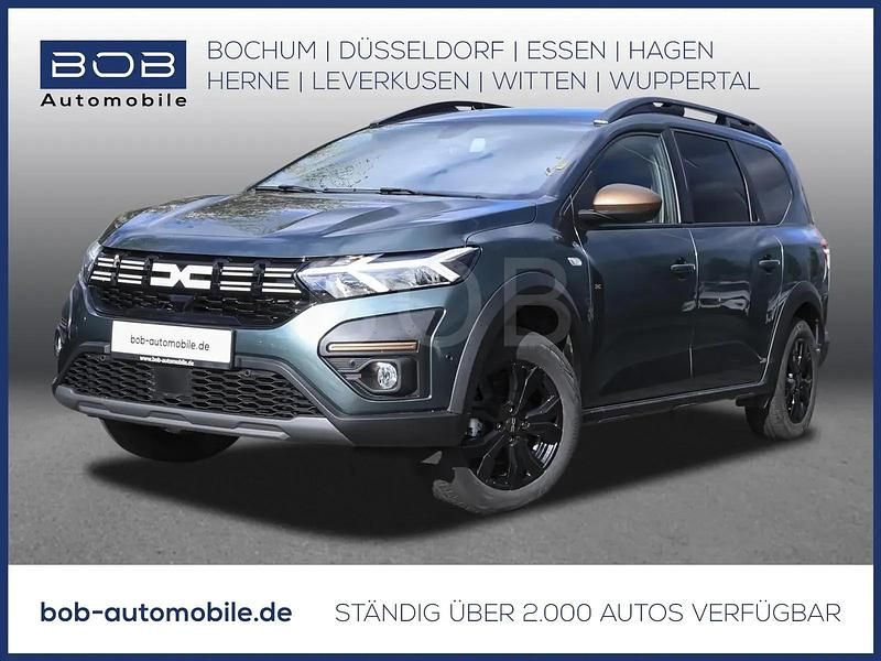 Gebraucht Dacia Jogger Extreme 141 PS (103 kW) 2023 Zedergrün (grün) Van / Kleinbus