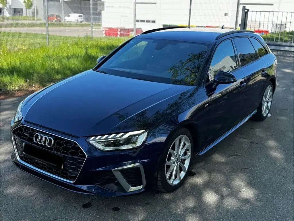 Gebraucht Audi A4 S-Line 286 PS (210 kW) 2020 Blau Kombi