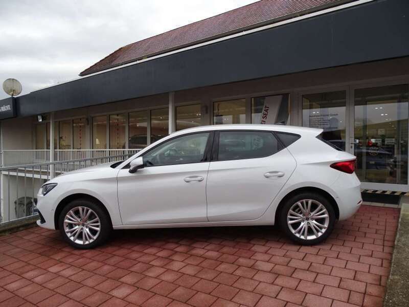 Gebraucht Seat Leon Style 150 PS (110 kW) 2024 Glacial weiß (metallic) Limousine