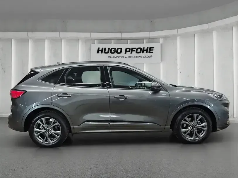 Używany Ford Kuga ST-Line 150 KM (110 kW) 2024 Szary SUV