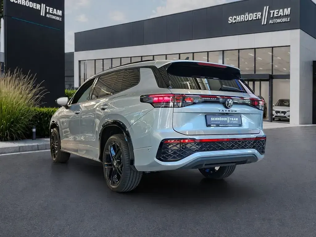 Neu VW Tayron R-line 193 PS (141 kW) 2026 Silber SUV