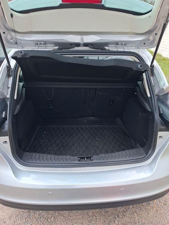 Usata Ford Focus Cool & Connect 101 CV (74 kW) 2017 Argento Berlina