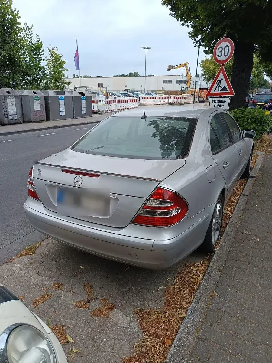 Gebraucht Mercedes 200 170 PS (125 kW) 2003 Silber Limousine