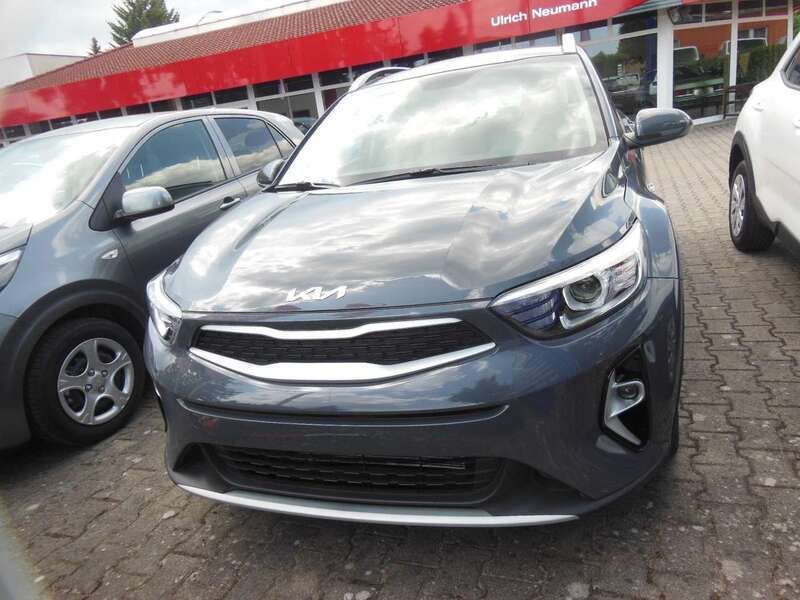 Astrograu Gebraucht 2023 Kia Stonic Comfort SUV | 21.000 € (Teuer) - Bild 1/4