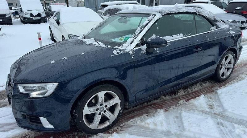 Gebraucht Audi A3 Cabriolet Sport 150 PS (110 kW) 2018 Blau Cabrio