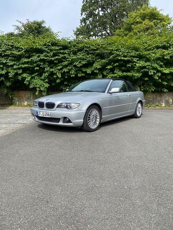 Silber Gebraucht 2004 BMW 318 Cabriolet Cabrio | 5.000 € (Guter Preis) - Bild 1/4