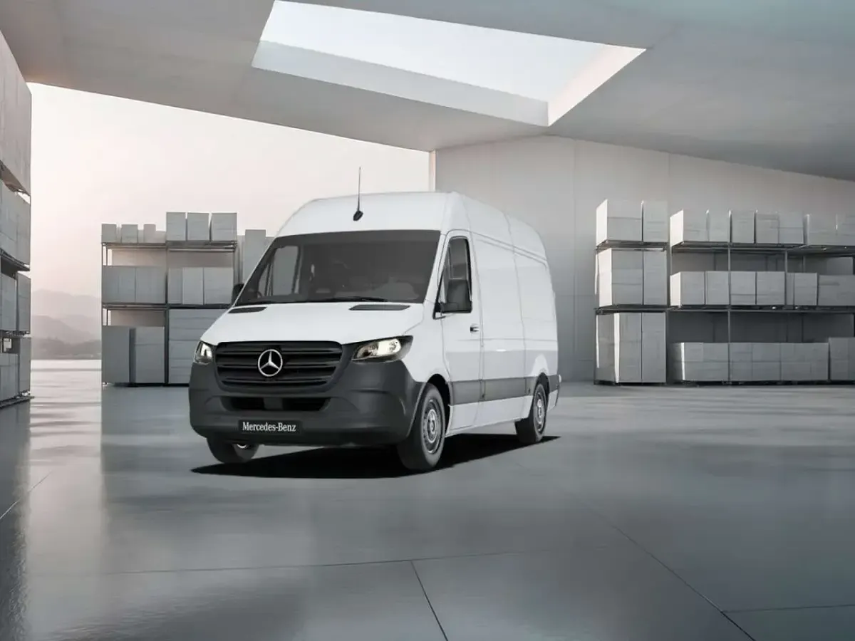 Gebraucht Mercedes Sprinter 170 PS (125 kW) 2025 Arktikweiß Van