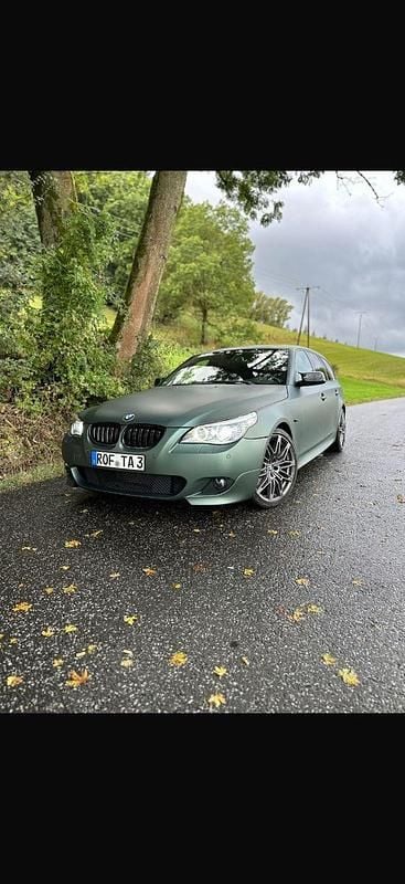 Schwarz Gebraucht 2008 BMW 520 M Sport Kombi | 5.200 € (Guter Preis) - Bild 1/4