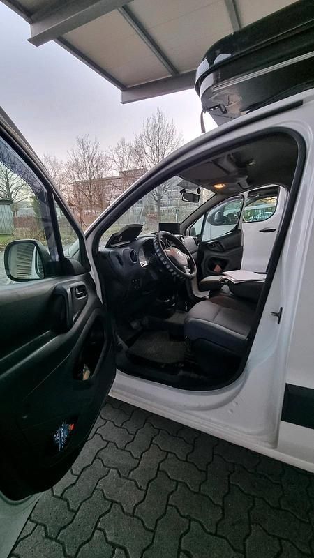 Gebraucht Citroën Berlingo 90 PS (66 kW) 2012 Weiß Van / Kleinbus