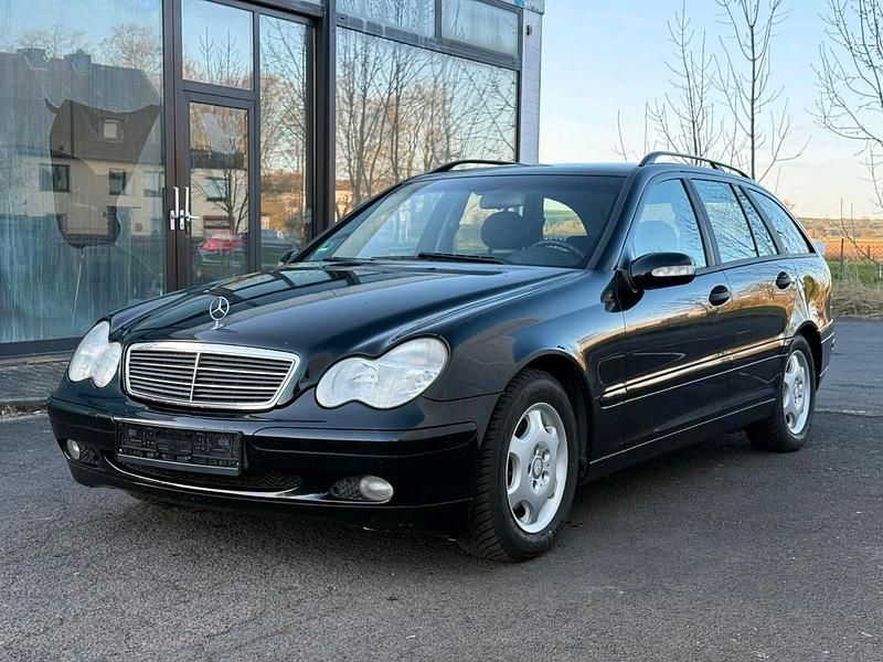 Gebraucht Mercedes 200 122 PS (89 kW) 2003 Schwarz Kombi
