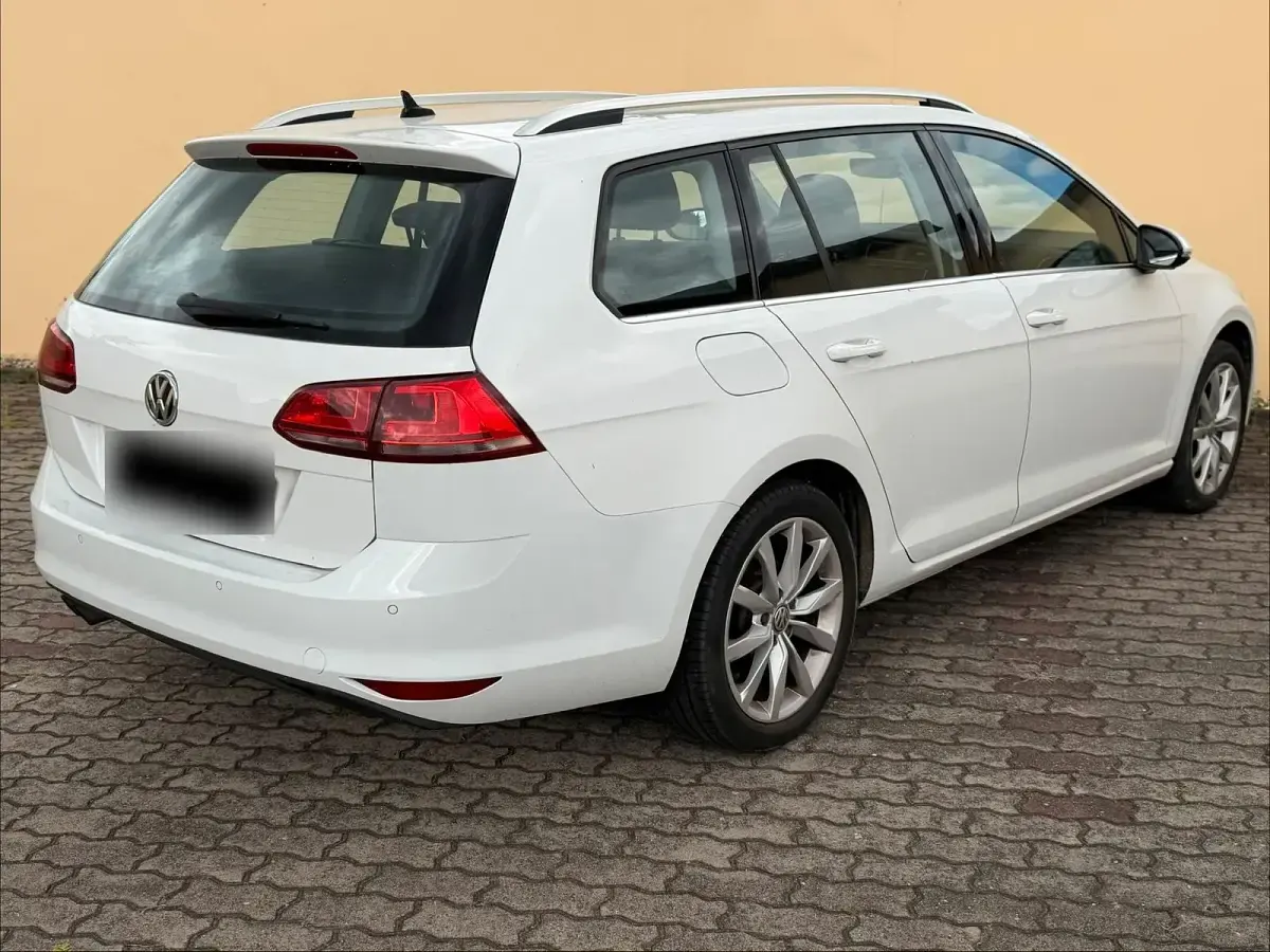 Gebraucht VW Golf VII Highline 150 PS (110 kW) 2017 Weiß Kombi
