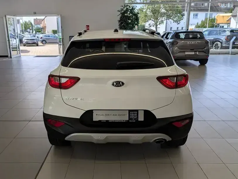 Gebraucht Kia Stonic Vision 100 PS (73 kW) 2018 Weiß SUV