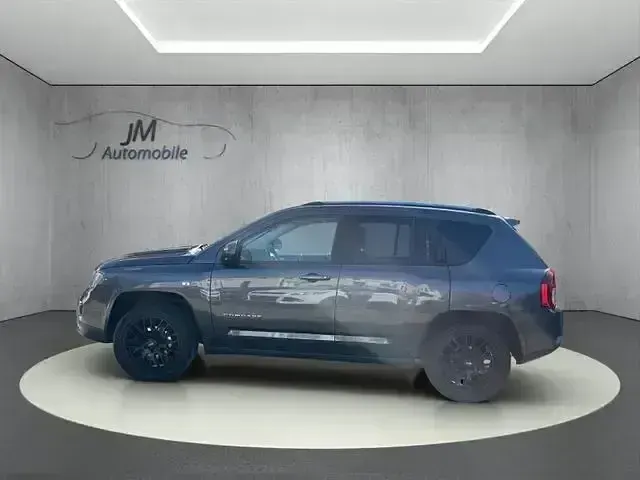 Occasion Jeep Compass Limited 170 ch (125 kW) 2016 Gris SUV