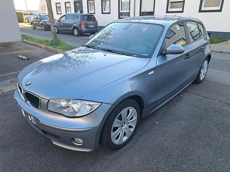 Gebraucht BMW 120 163 PS (119 kW) 2005 Grau Kleinwagen