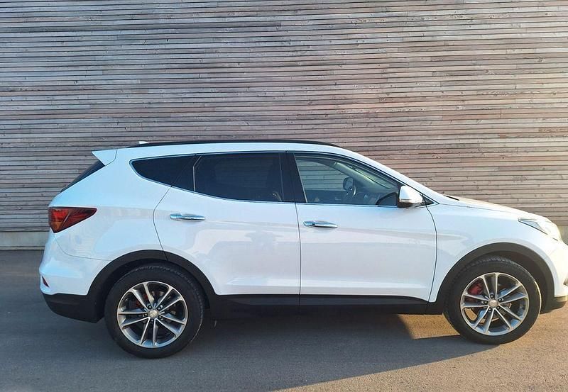 Gebraucht Hyundai Santa Fe Premium 200 PS (147 kW) 2017 Weiß SUV