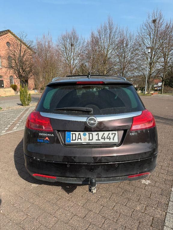 Gebraucht Opel Insignia 160 PS (117 kW) 2010 Braun Kombi