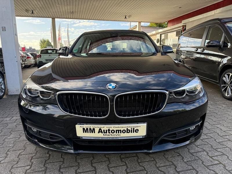 Gebraucht BMW 320 Advantage 184 PS (135 kW) 2018 Schwarz Limousine