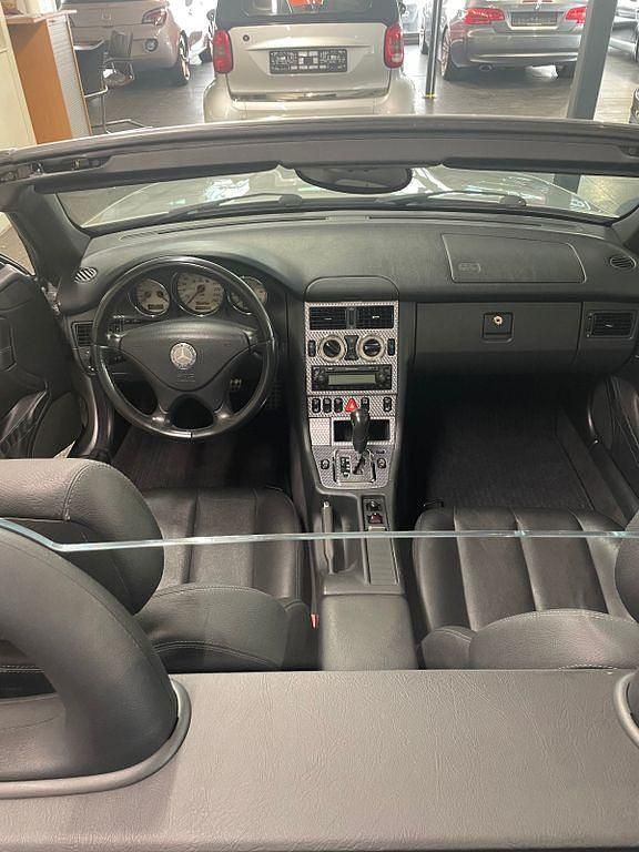 Gebraucht Mercedes SLK200 163 PS (119 kW) 2002 Silber Cabrio