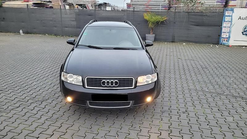 Gebraucht Audi A4 131 PS (96 kW) 2003 Schwarz Limousine