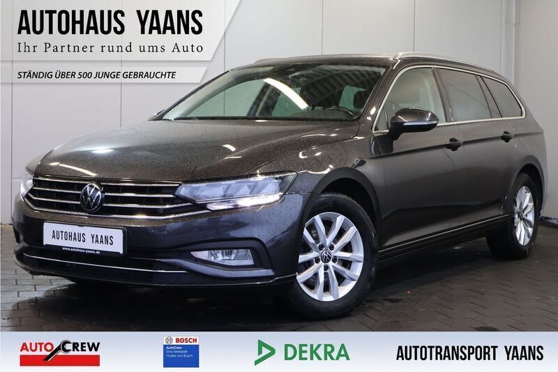 Grau Gebraucht 2023 VW Passat Business Kombi | 22.989 € (Guter Preis) - Bild 1/4