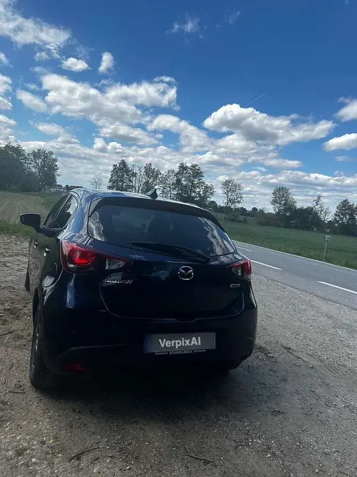 Gebraucht Mazda 2 Sports-Line 90 PS (66 kW) 2018 Blau Limousine