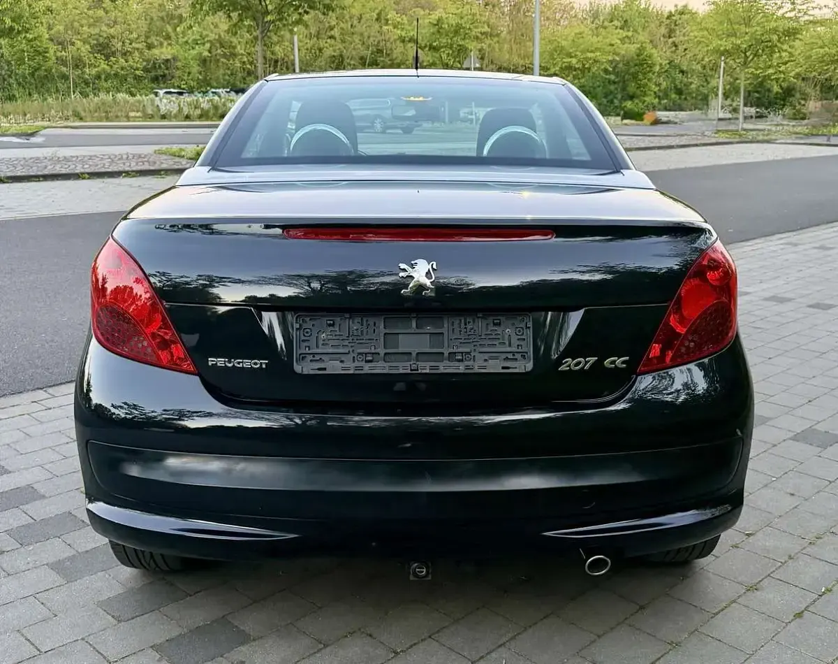 Gebraucht Peugeot 207 Sport 120 PS (88 kW) 2008 Schwarz Cabrio