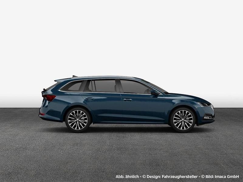 Gebraucht Skoda Octavia Ambition 116 PS (85 kW) 2022 Blau Kombi