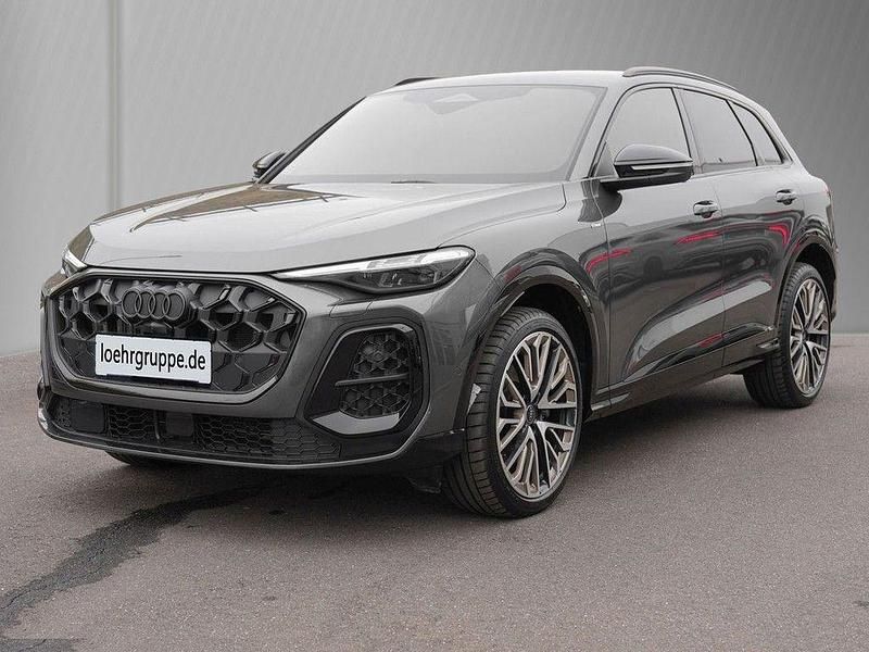 Second-hand Audi Q5 Edition .1 204 CP (150 kW) 2025 Gri SUV