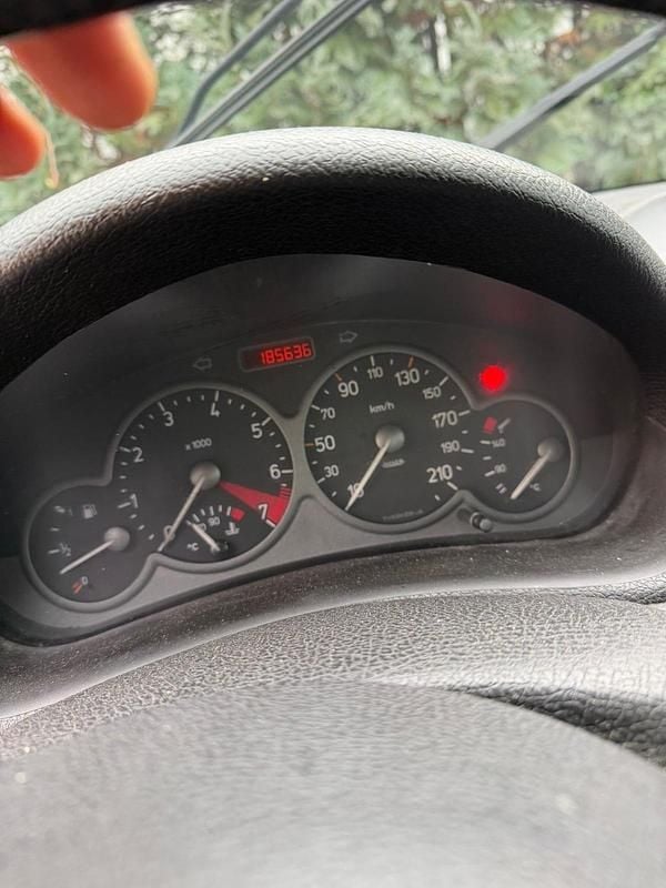 Gebraucht Peugeot 206 75 PS (55 kW) 2001 Grau Kleinwagen