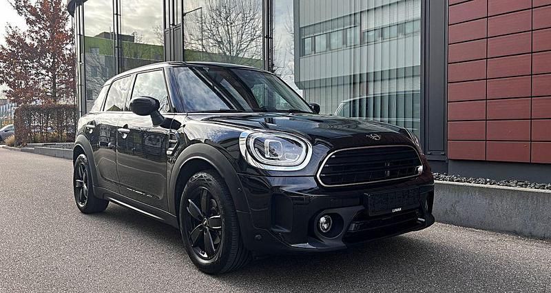 Schwarz Gebraucht 2021 Mini One Countryman SUV | 21.980 € (Fairer Preis) - Bild 1/4