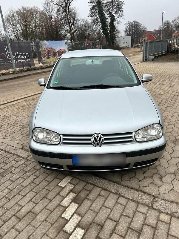 Gebraucht VW Golf IV 75 PS (55 kW) 2001 Silber Kleinwagen