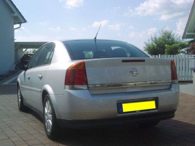Gebraucht Opel Vectra 147 PS (108 kW) 2003 Silber Limousine