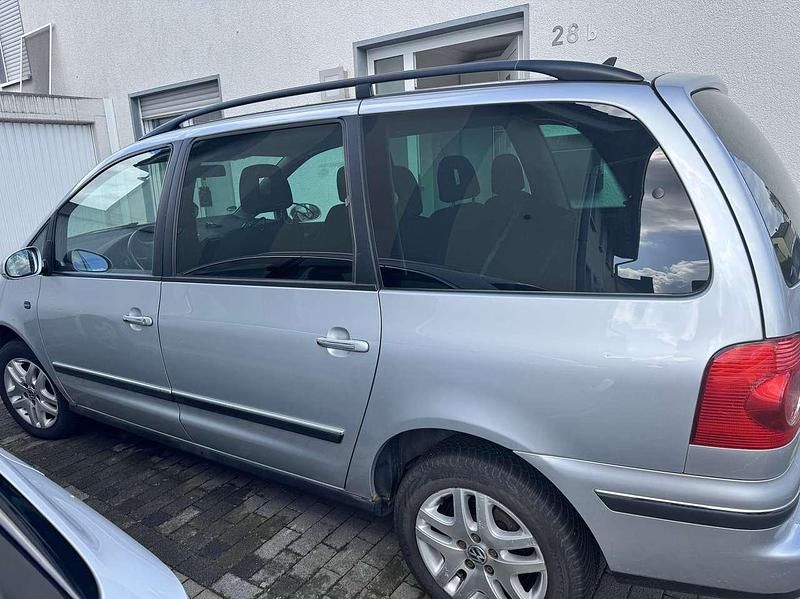 Gebraucht VW Sharan Pacific 140 PS (102 kW) 2007 Silber Van / Kleinbus