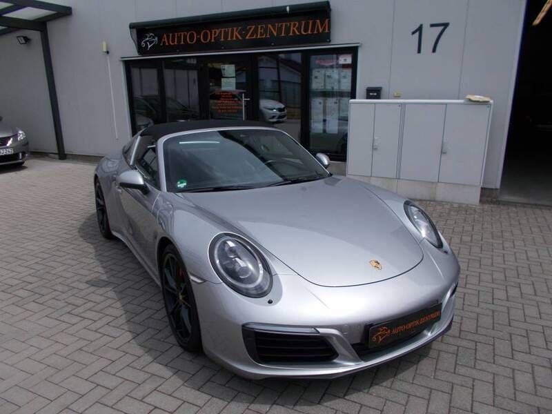 Silber Gebraucht 2017 Porsche 911 Targa 4S Cabrio | 119.991 € - Bild 1/4