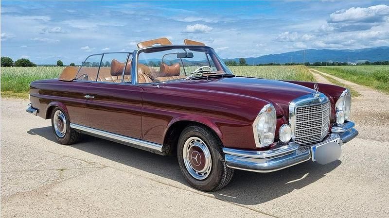 Gebraucht Mercedes W111 SE 160 PS (117 kW) 1969 Rot Cabrio