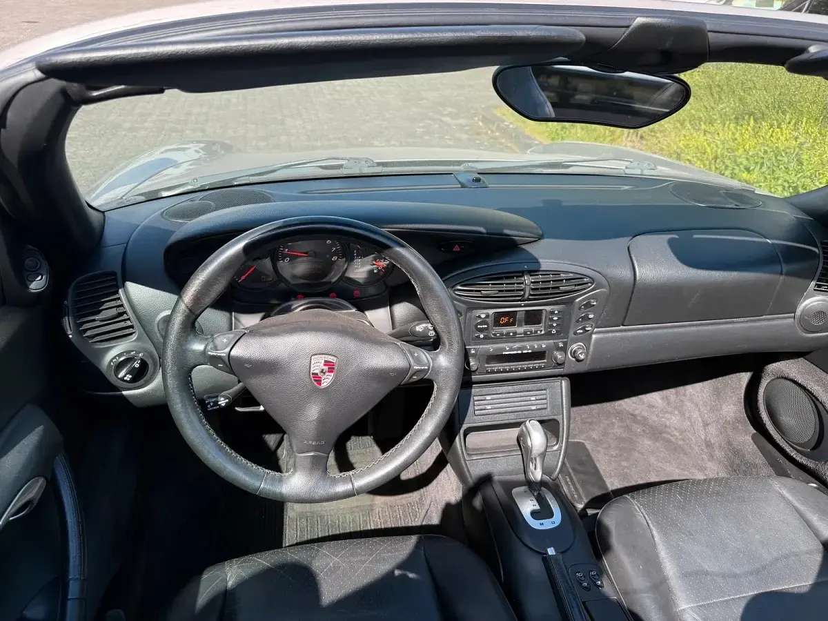 Gebraucht Porsche 986 Boxster 220 PS (161 kW) 2000 Grau Cabrio