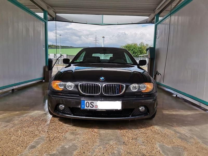 Schwarz Gebraucht 2003 BMW 320 Cabriolet Performance Cabrio | 10.000 € (Teuer) - Bild 1/4
