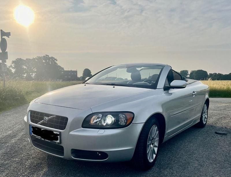 Silber Gebraucht 2006 Volvo C70 Summum Cabrio | 7.990 € (Teuer) - Bild 1/4