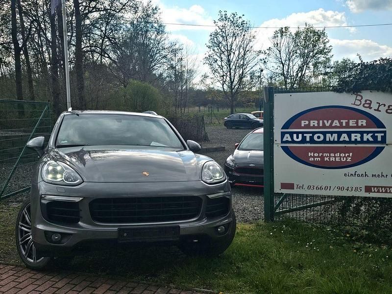 Gebraucht Porsche Cayenne 239 PS (175 kW) 2017 Grau SUV