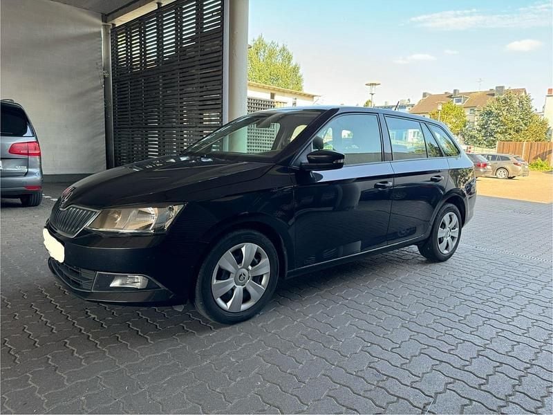 Schwarz Gebraucht 2017 Skoda Fabia Kombi | 6.900 € (Fairer Preis) - Bild 1/4