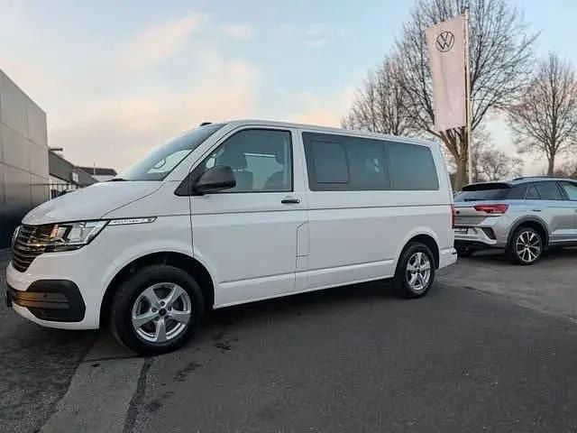 Usado VW Multivan Family 150 HP (110 kW) 2021 Branco Van